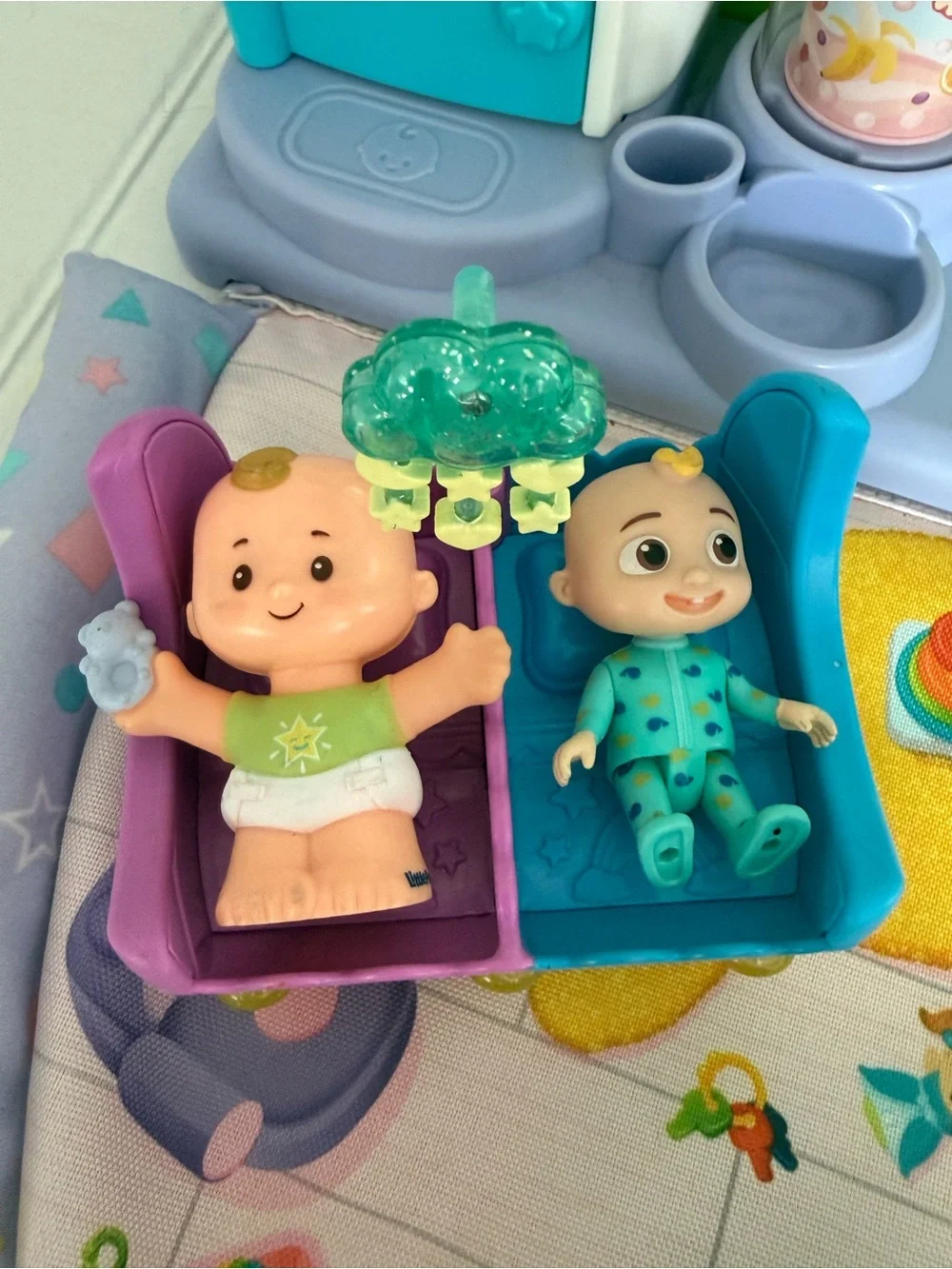 Fisher-Price Little People 1-2-3 Babies Play date Musical Playset & Accessories